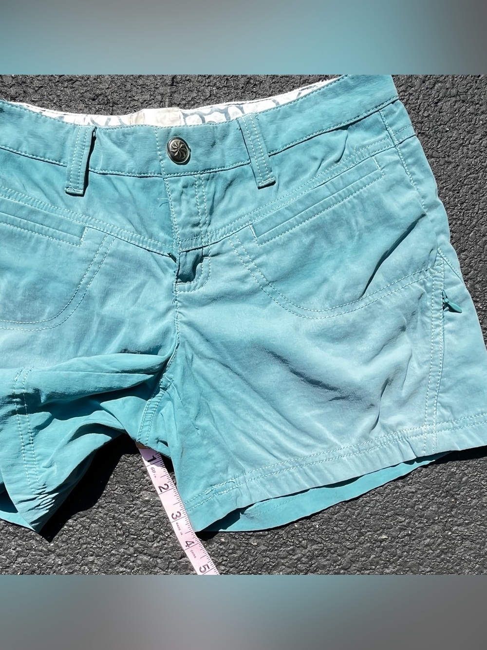Athleta 4’ Inseem Dipper Hiking Bermuda Athletic Shorts Seafoam green Size 2 - Picture 4 of 9